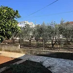 Apartman By The Sea Okrug Gornji - Ciovo - 9469 *